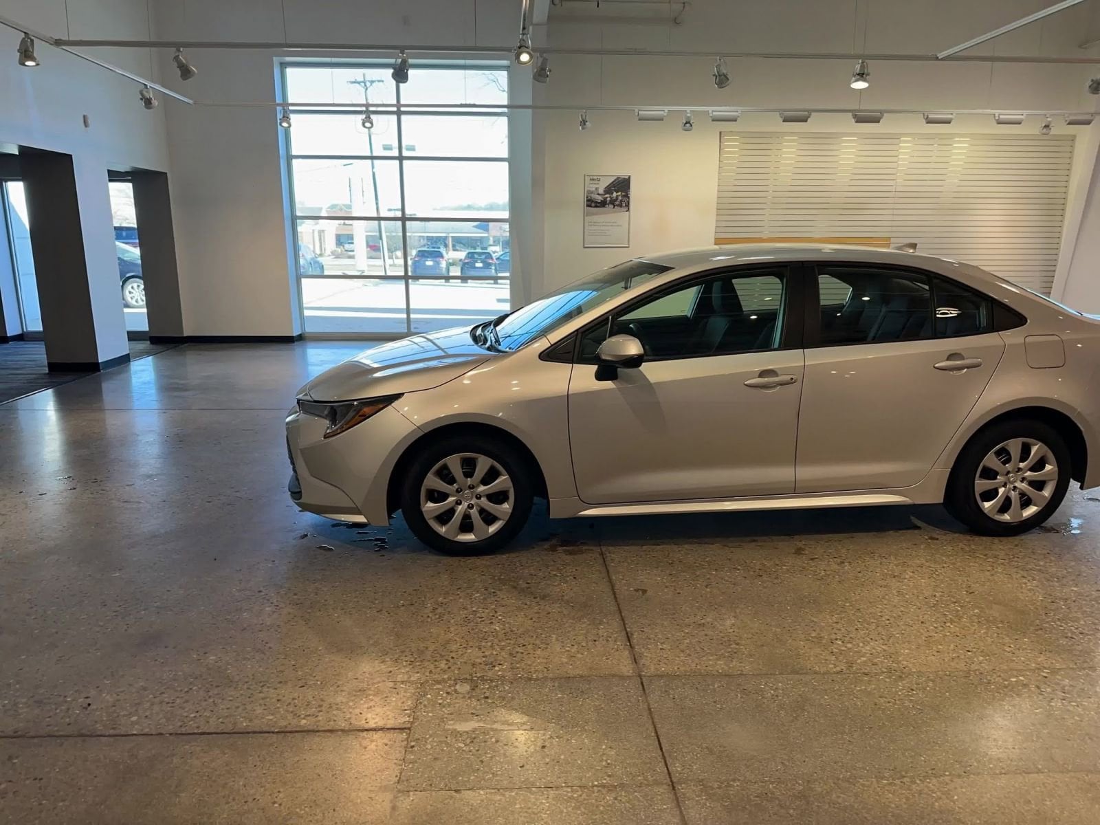 Thumbnail: 2025 Toyota Corolla - 9