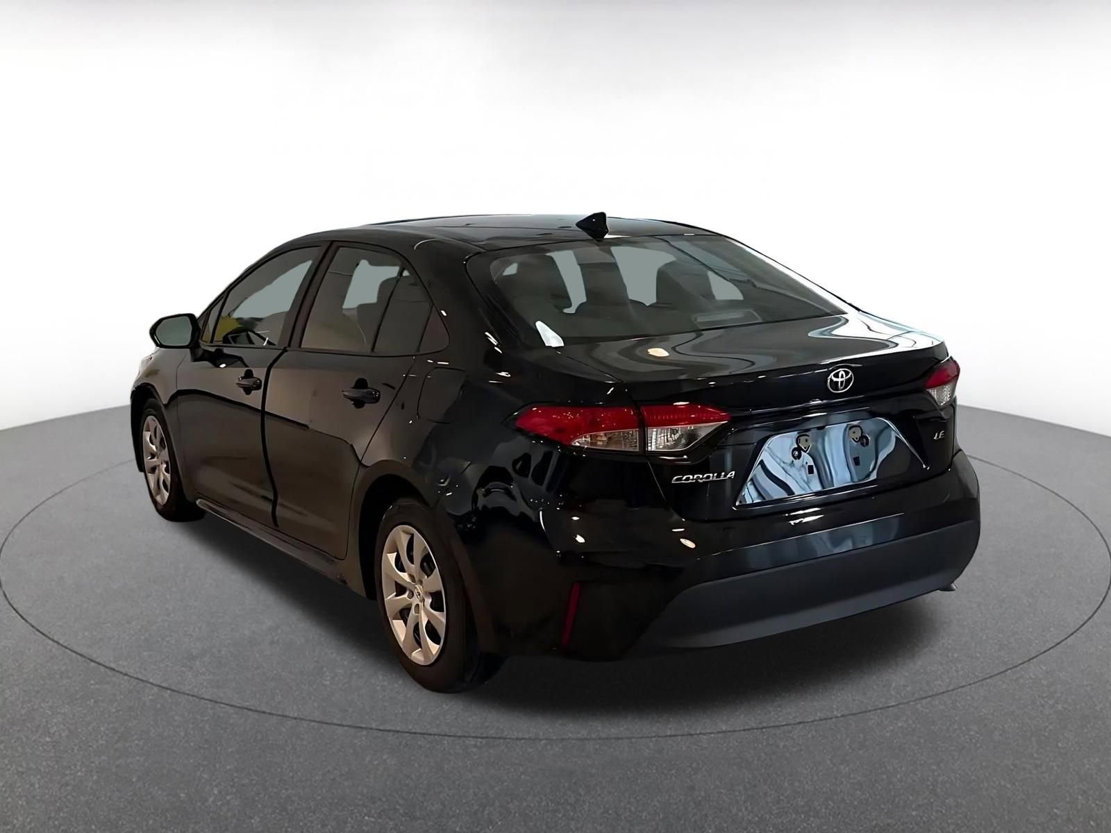 Thumbnail: 2025 Toyota Corolla - 11