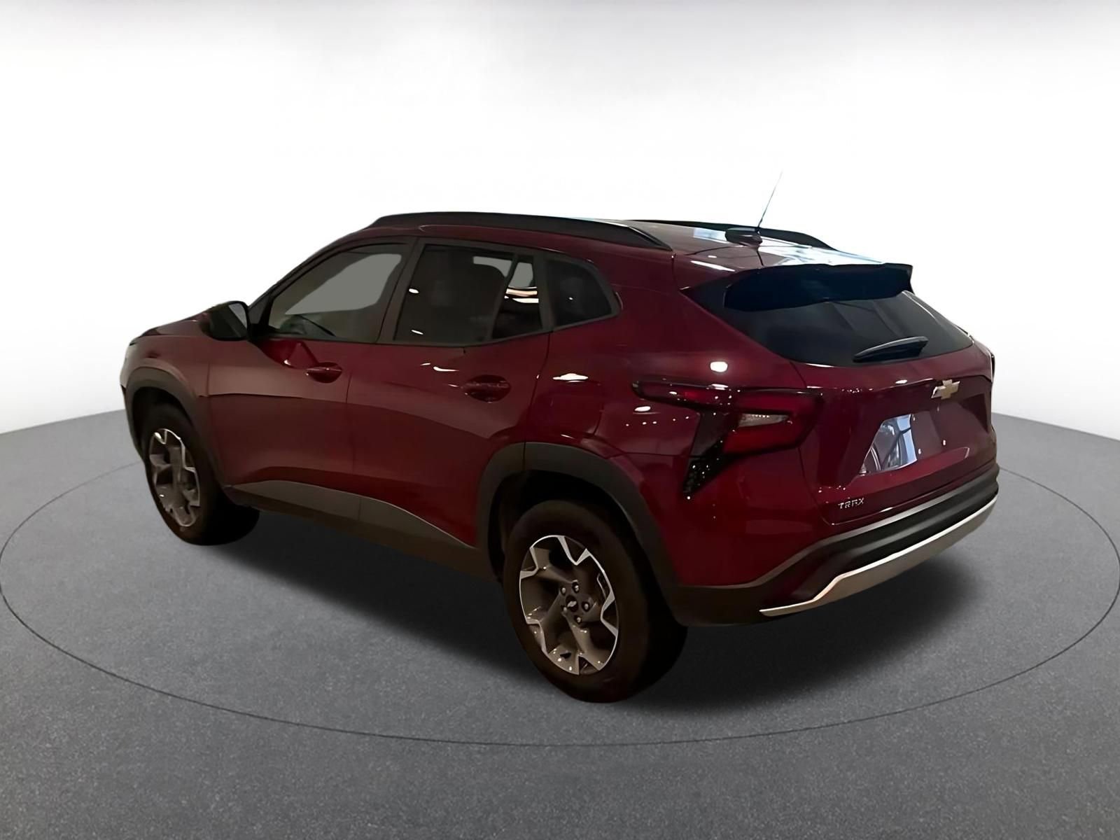 Thumbnail: 2025 Chevrolet Trax - 9