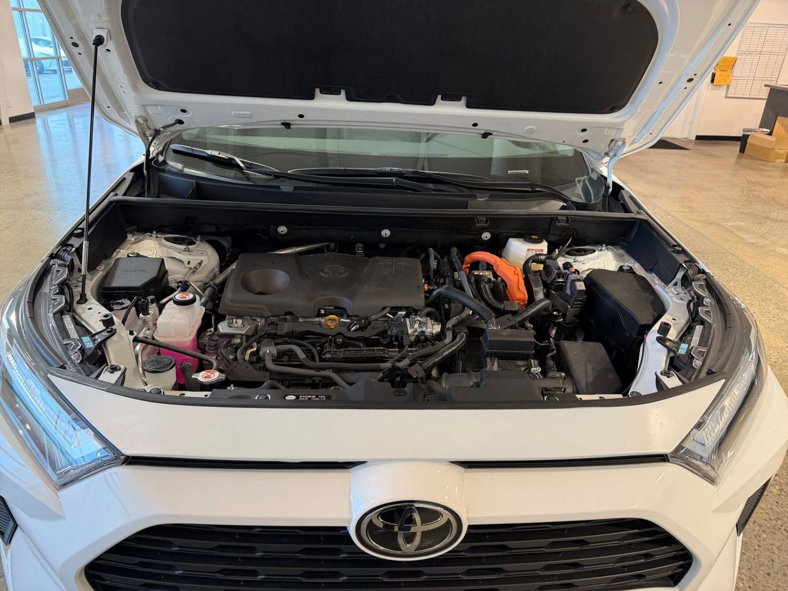 Thumbnail: 2025 Toyota RAV4 - 31