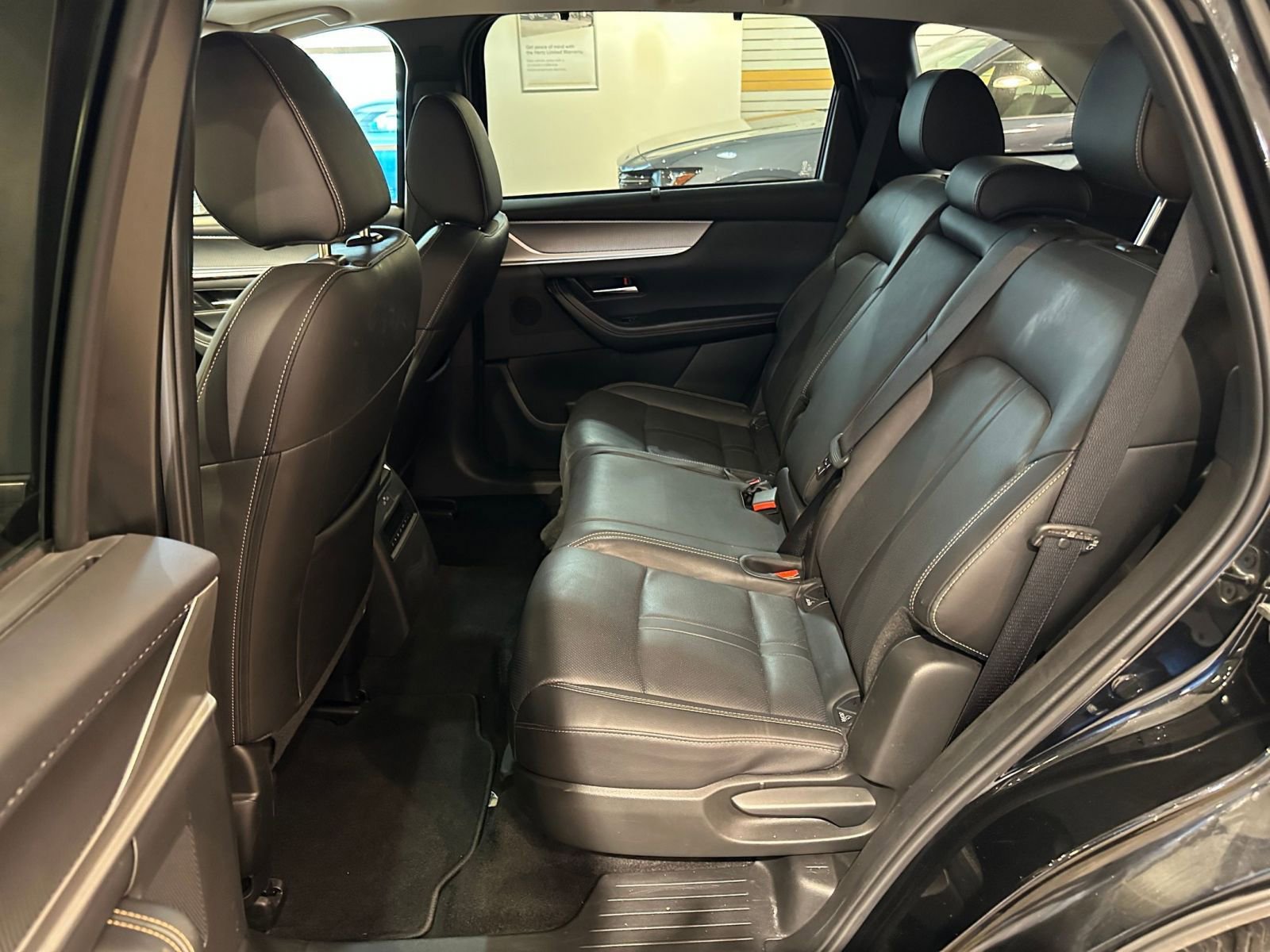 Thumbnail: 2025 Mazda CX-70 - 25