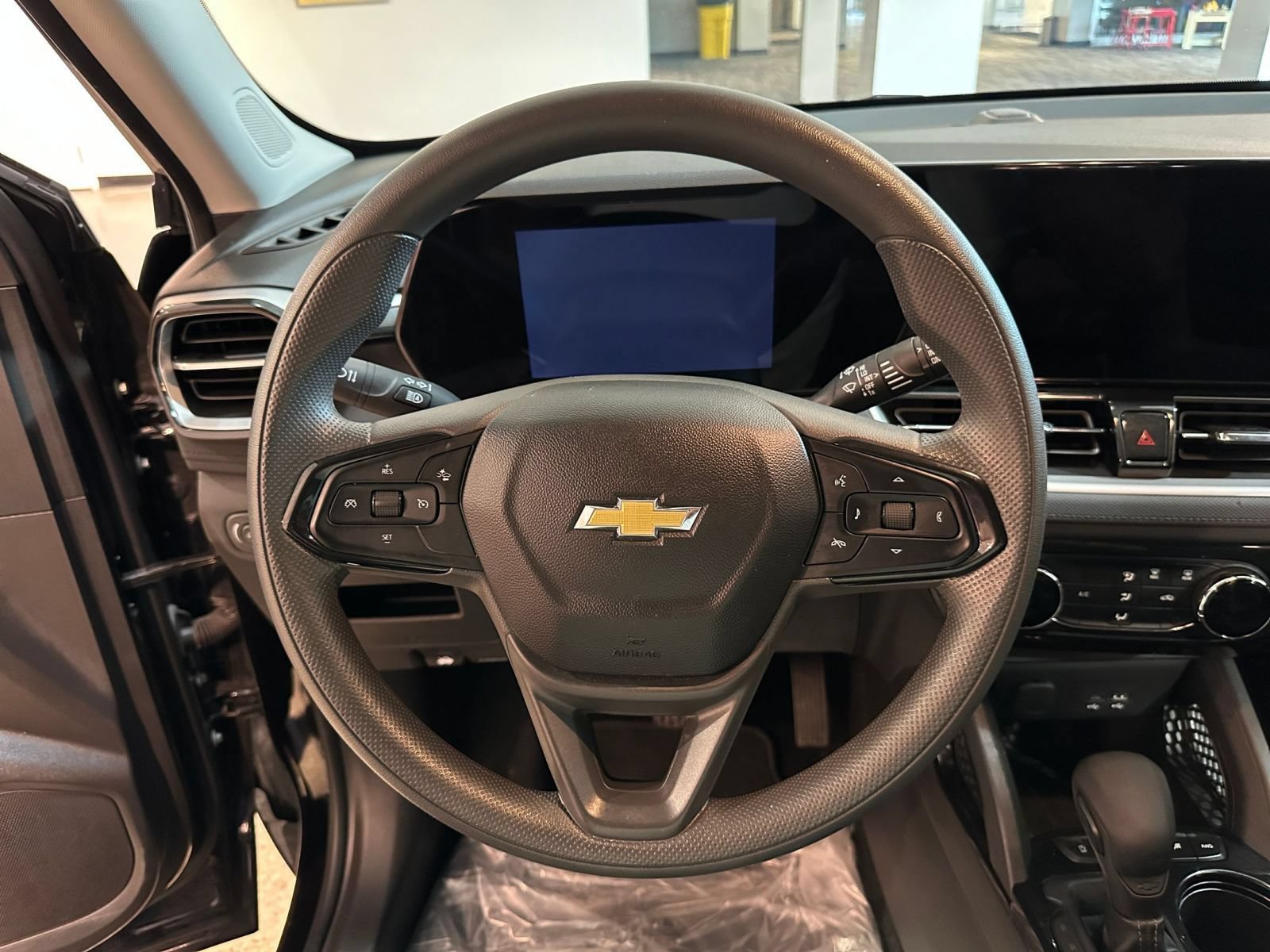 Thumbnail: 2025 Chevrolet TrailBlazer - 27