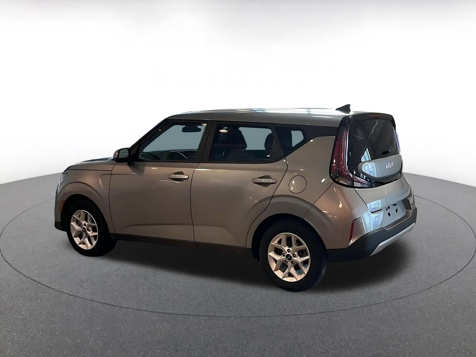 Thumbnail: 2025 Kia Soul - 10