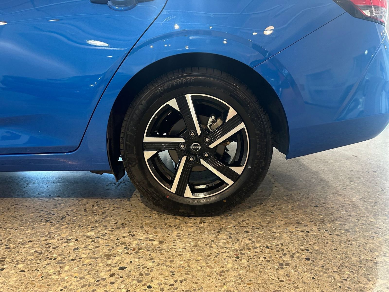 Thumbnail: 2024 Nissan Sentra - 29