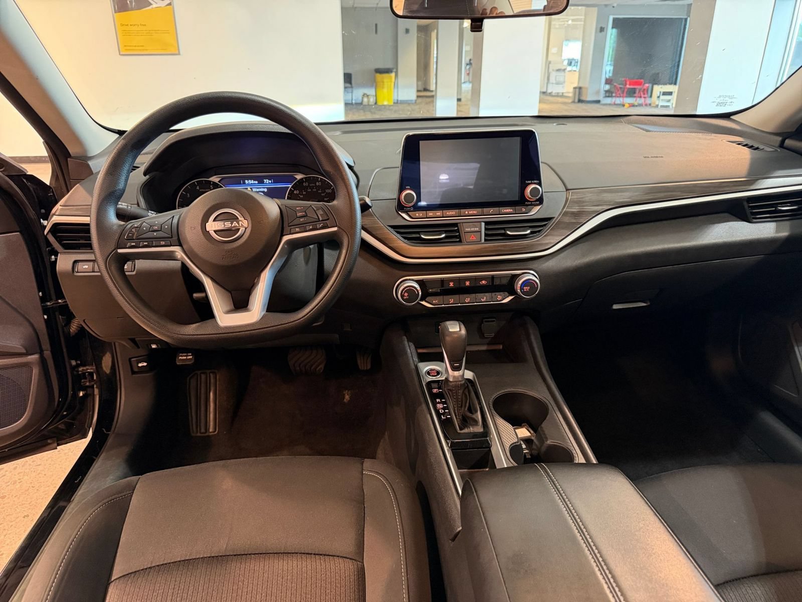 Thumbnail: 2025 Nissan Altima - 33