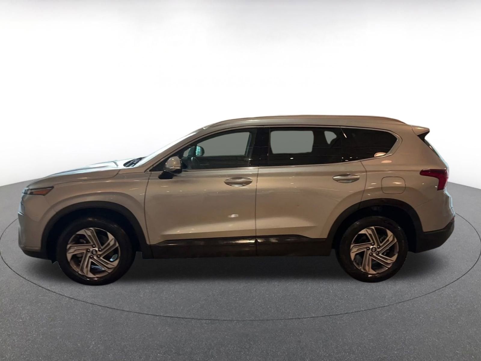 Thumbnail: 2023 Hyundai Santa Fe - 8