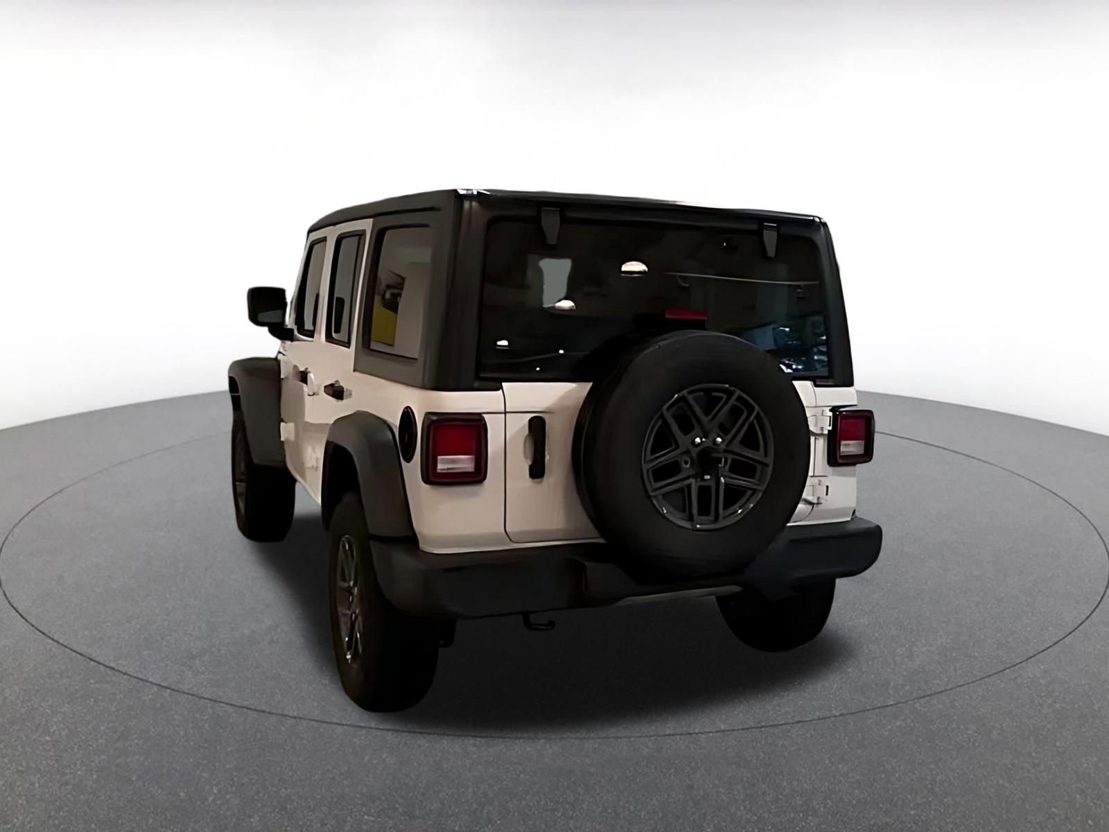 Thumbnail: 2025 Jeep Wrangler - 10