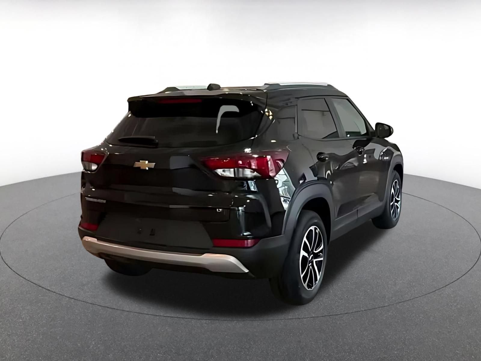 Thumbnail: 2025 Chevrolet TrailBlazer - 14