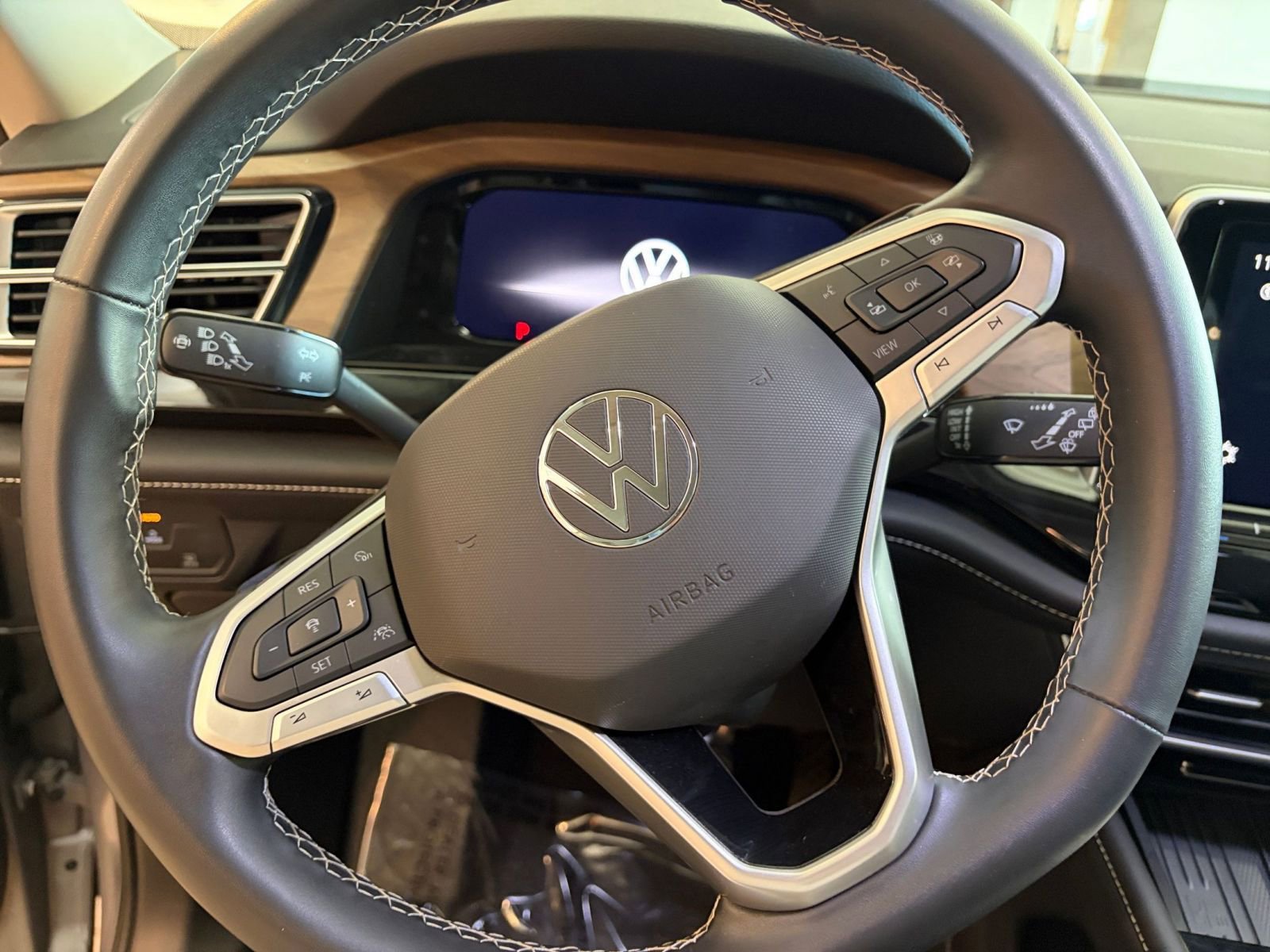 Thumbnail: 2025 Volkswagen Atlas - 28