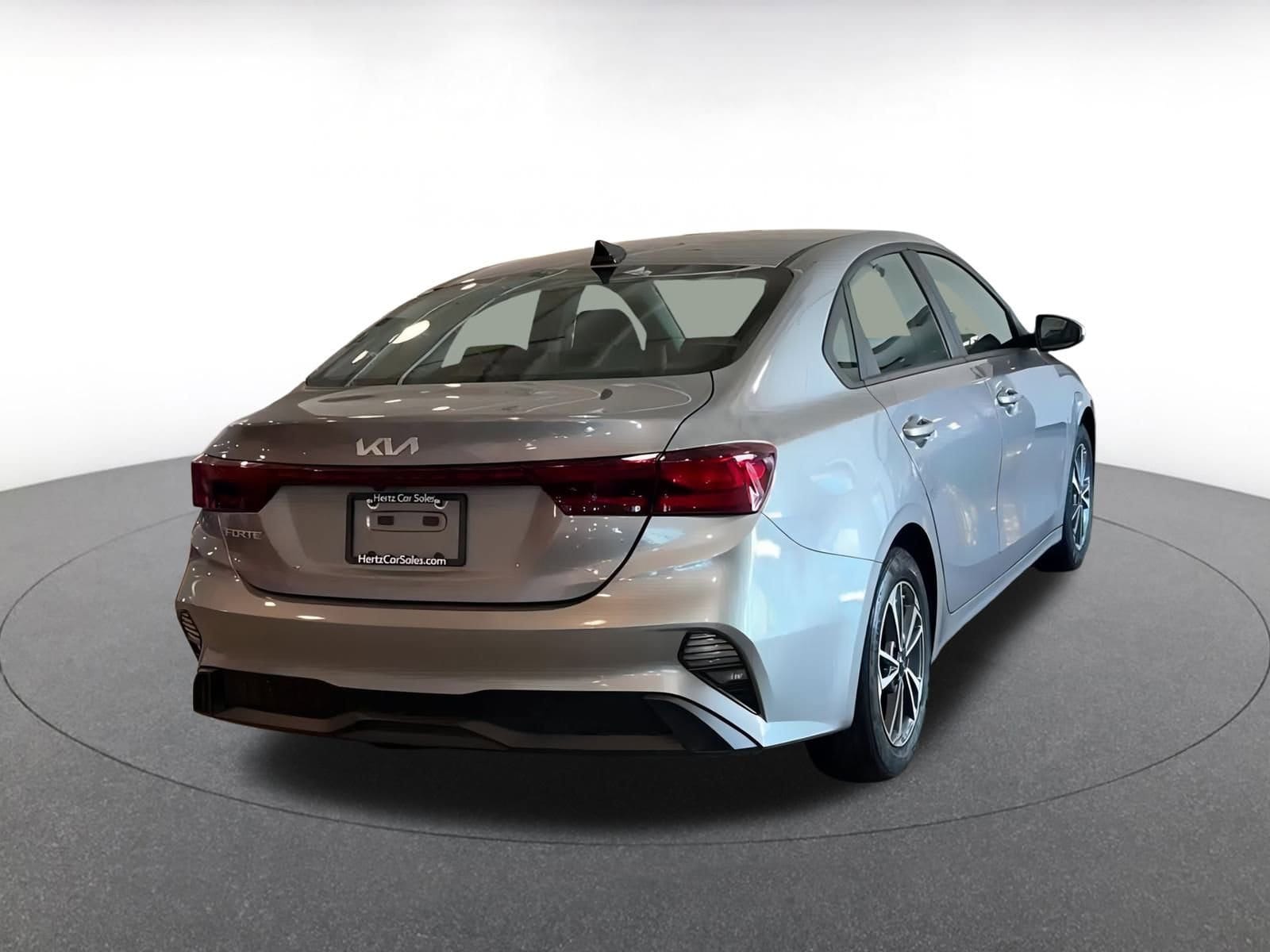 Thumbnail: 2024 Kia Forte - 14
