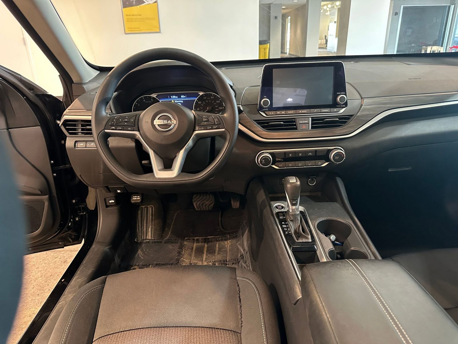 Thumbnail: 2025 Nissan Altima - 33