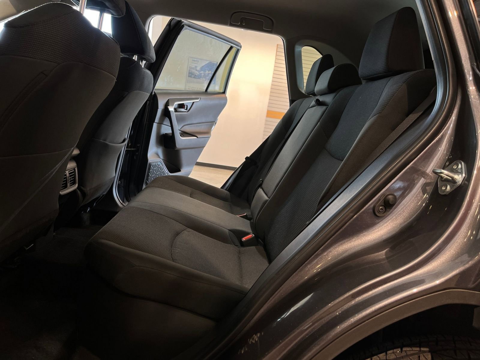 Thumbnail: 2025 Toyota RAV4 - 25