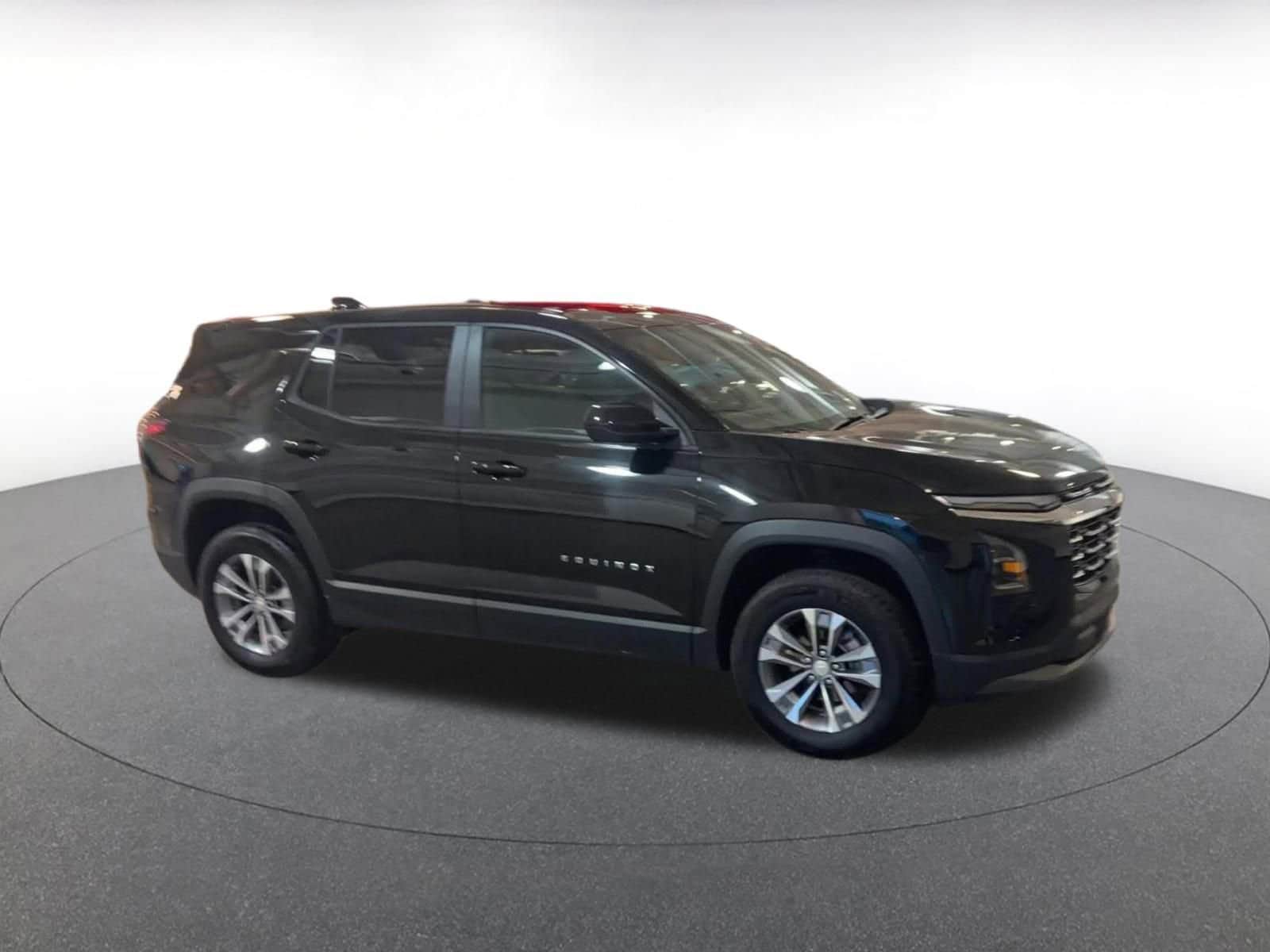 Thumbnail: 2025 Chevrolet Equinox - 2