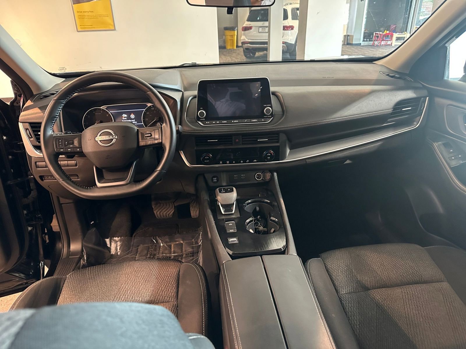 Thumbnail: 2025 Nissan Rogue - 34