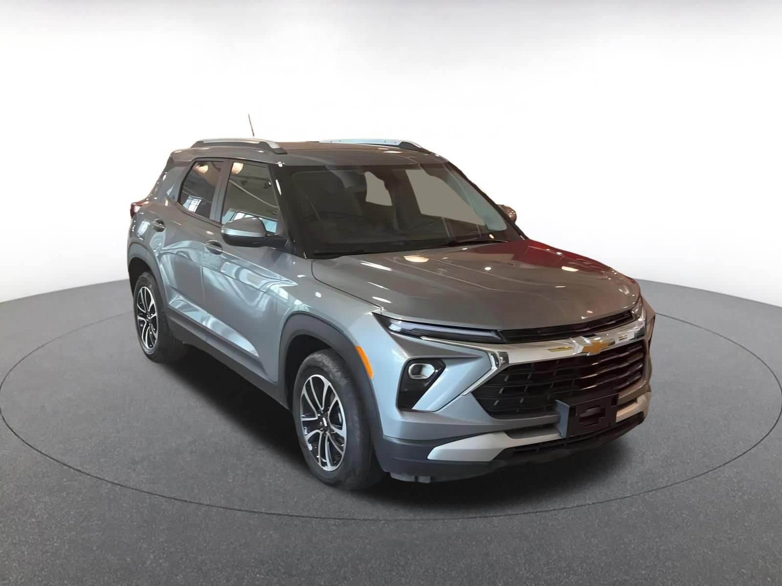 Thumbnail: 2025 Chevrolet TrailBlazer - 3