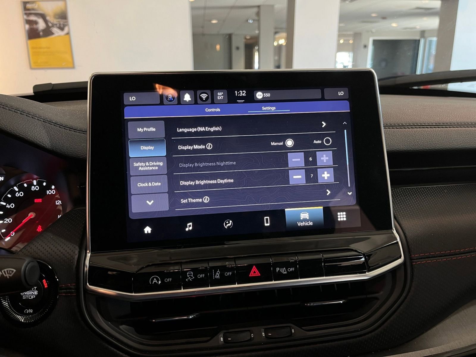 Thumbnail: 2025 Jeep Compass - 20