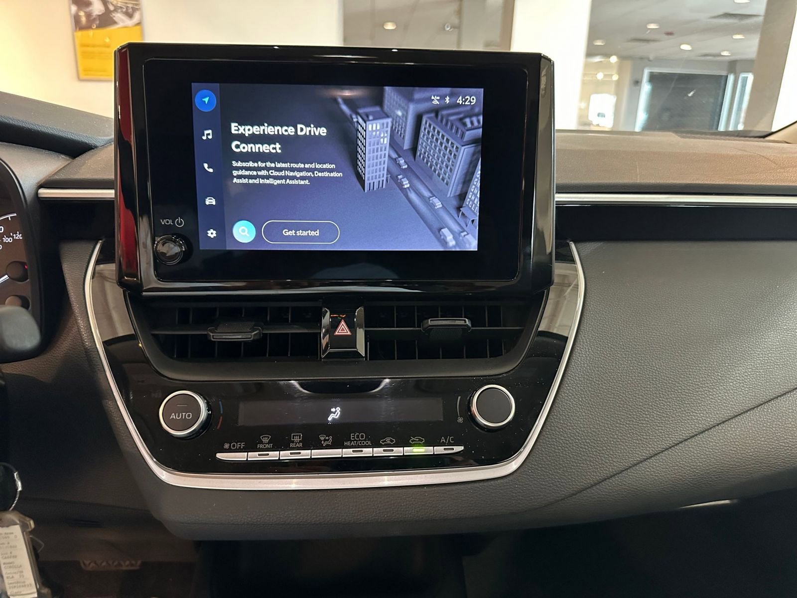 Thumbnail: 2025 Toyota Corolla - 17