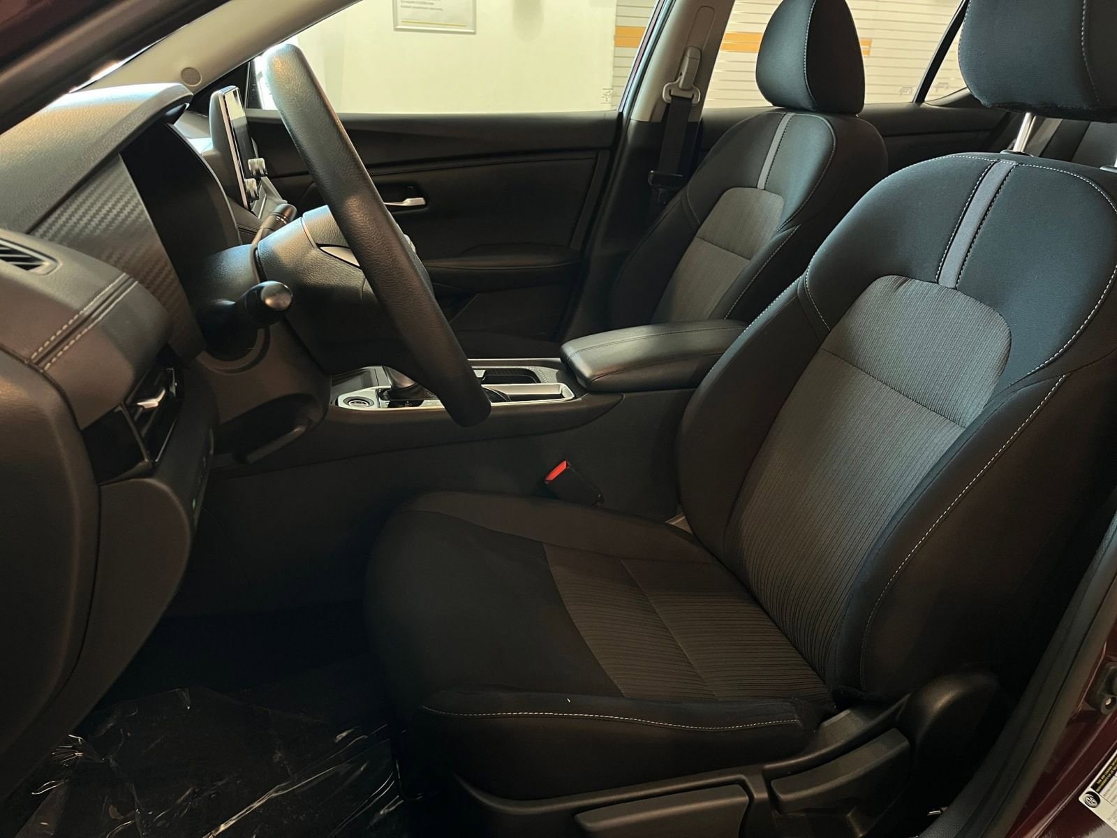 Thumbnail: 2024 Nissan Sentra - 24