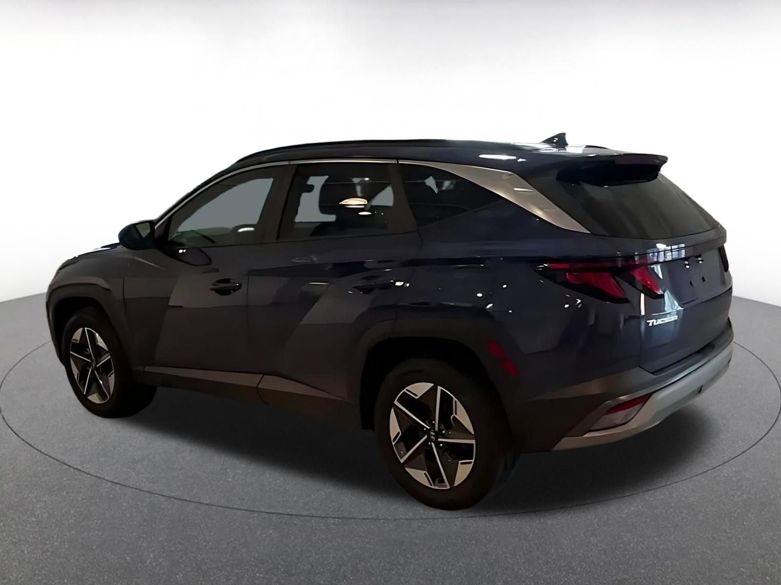 Thumbnail: 2025 Hyundai Tucson - 10