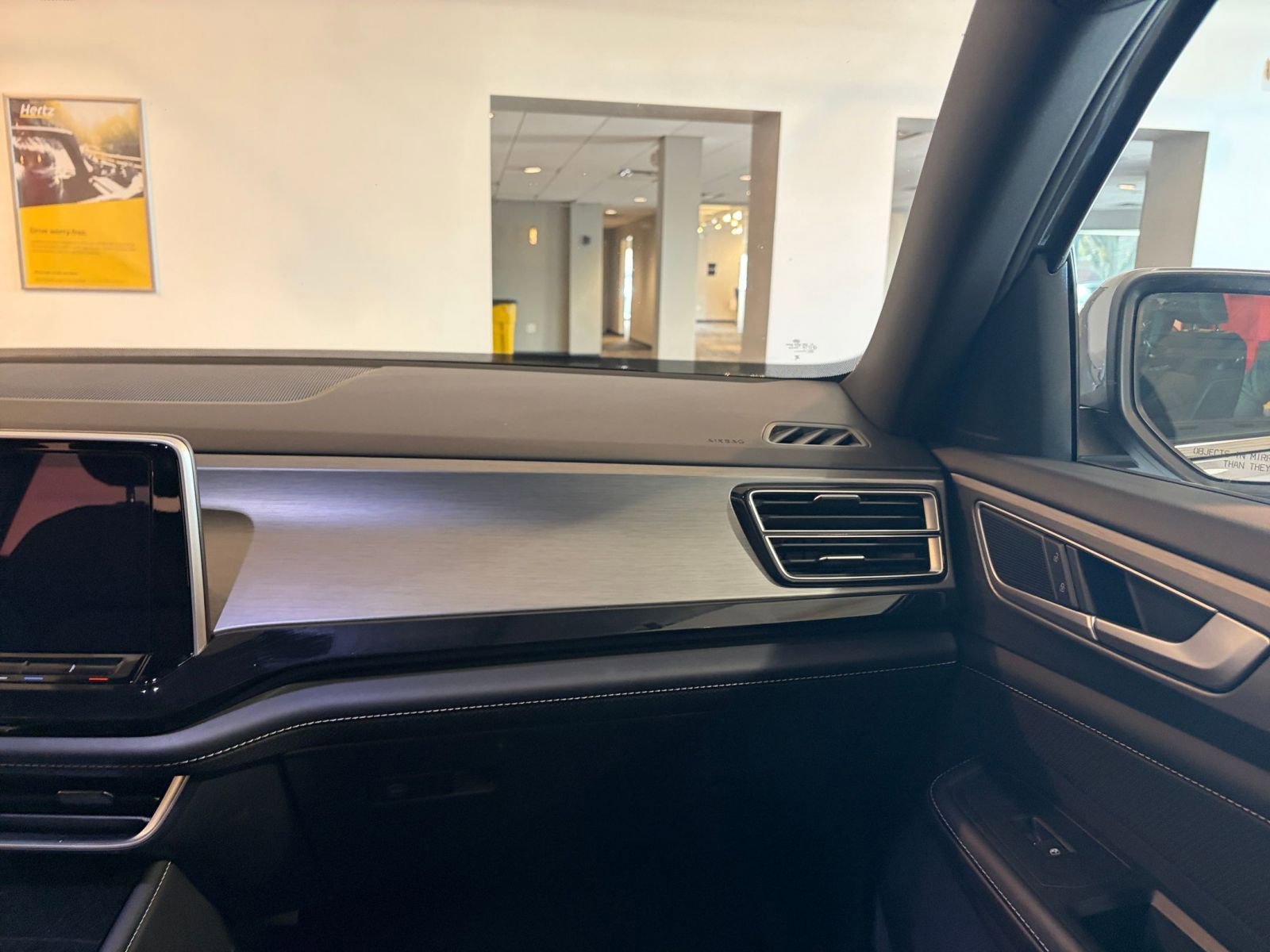 Thumbnail: 2025 Volkswagen Atlas - 35