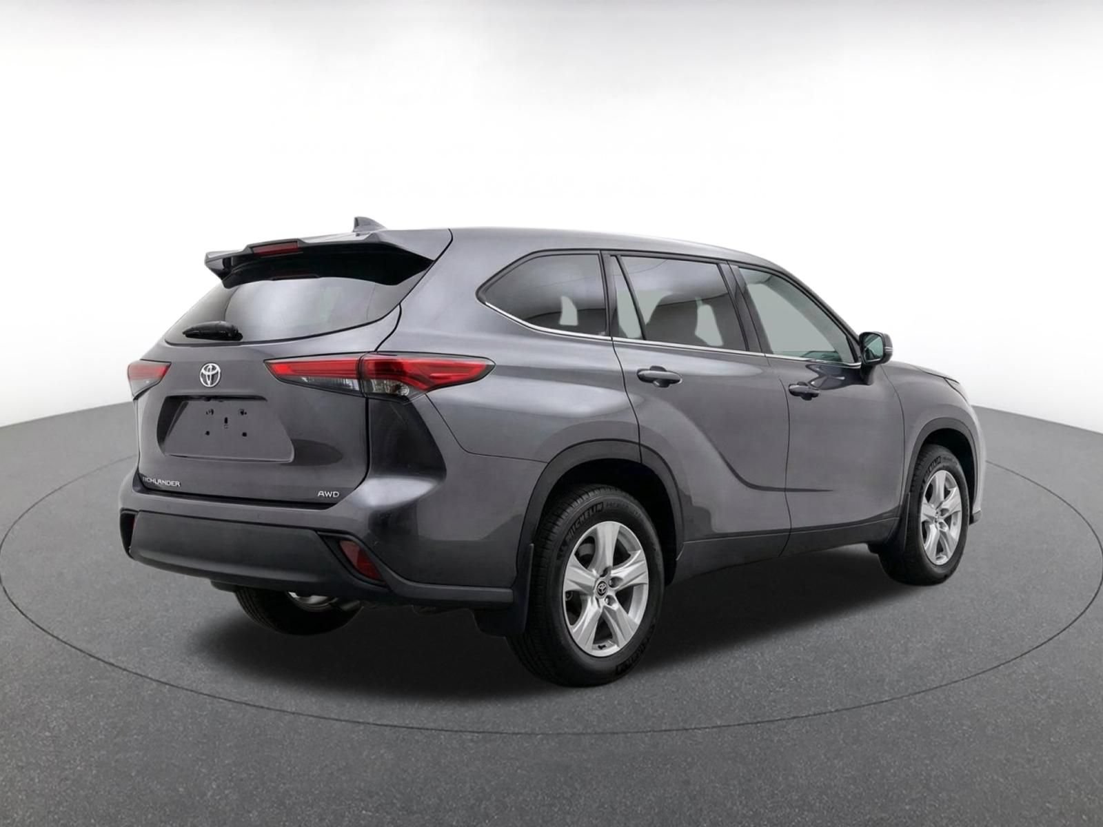 Thumbnail: 2025 Toyota Highlander - 9
