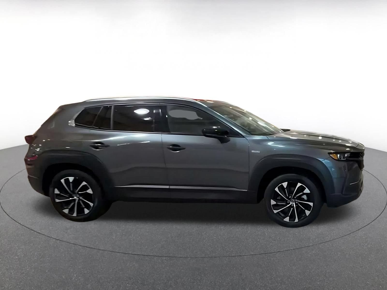 Thumbnail: 2025 Mazda CX-50 - 15