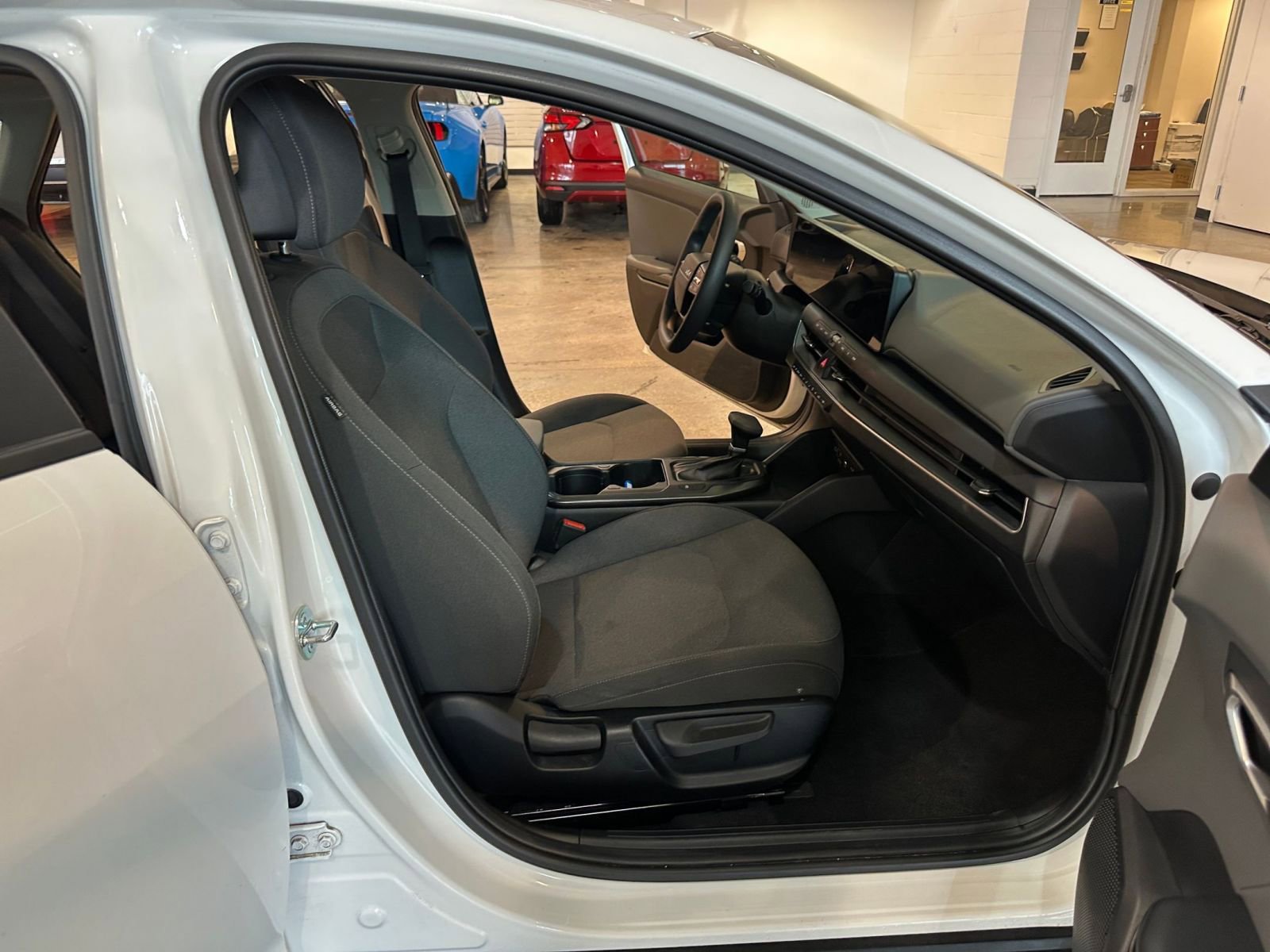 Thumbnail: 2025 Kia K4 - 35