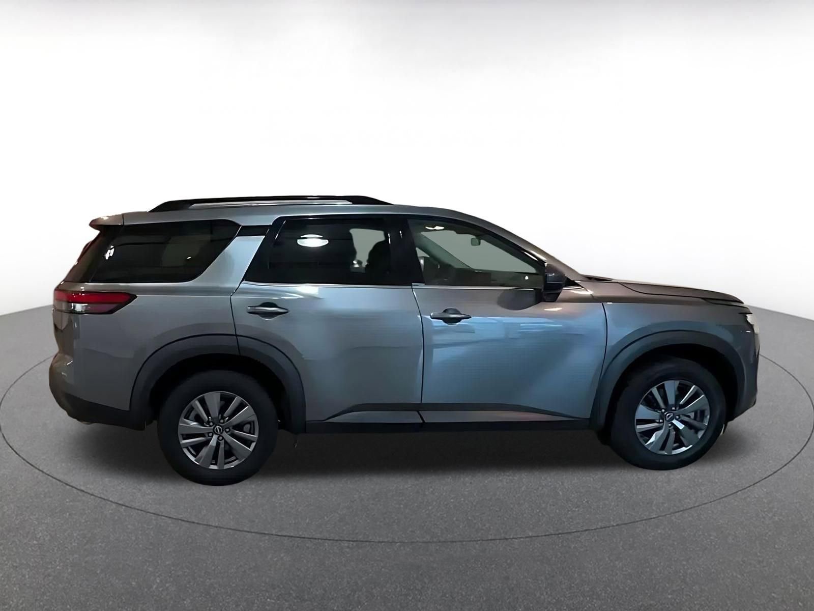 Thumbnail: 2025 Nissan Pathfinder - 15