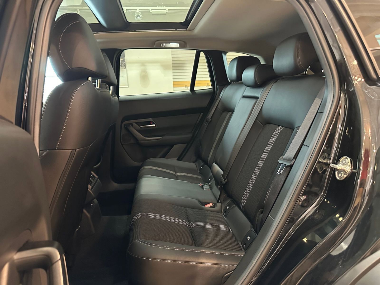 Thumbnail: 2025 Mazda CX-50 - 27