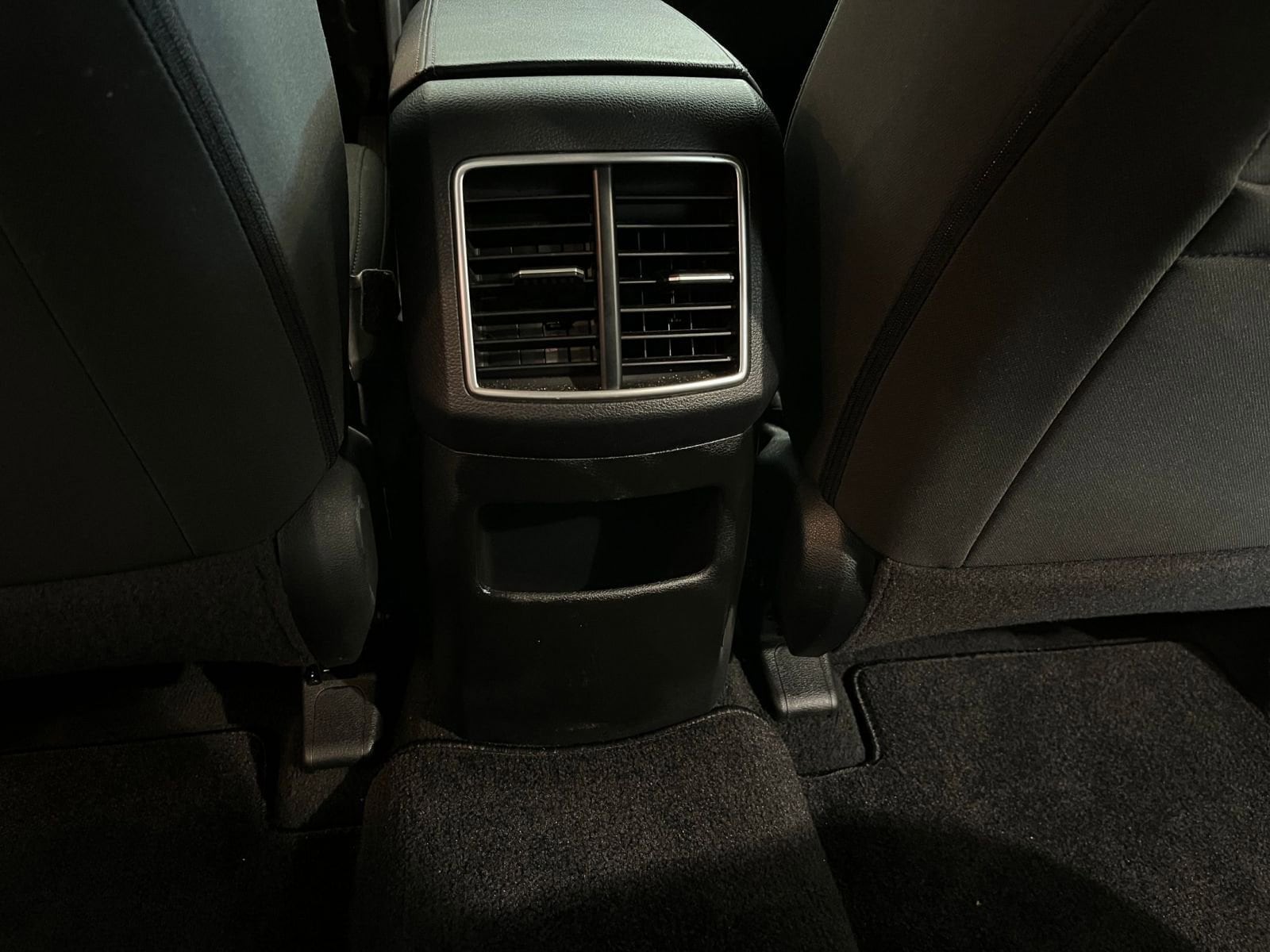 Thumbnail: 2025 Kia Sportage - 23