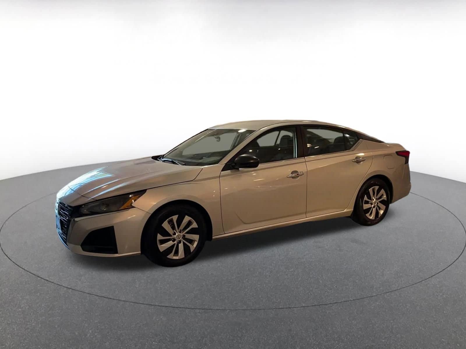 Thumbnail: 2024 Nissan Altima - 8