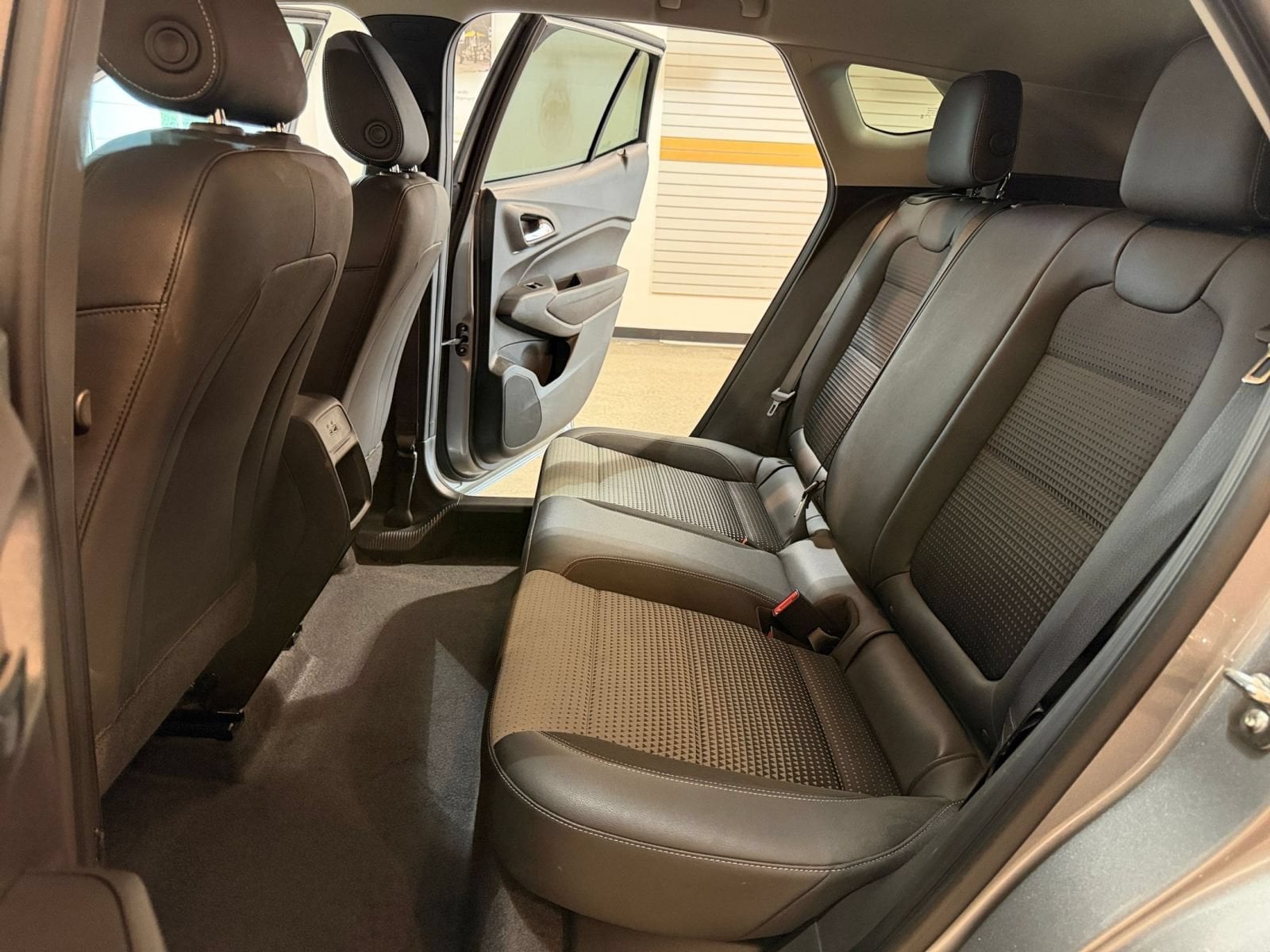 Thumbnail: 2025 Chevrolet Trax - 24