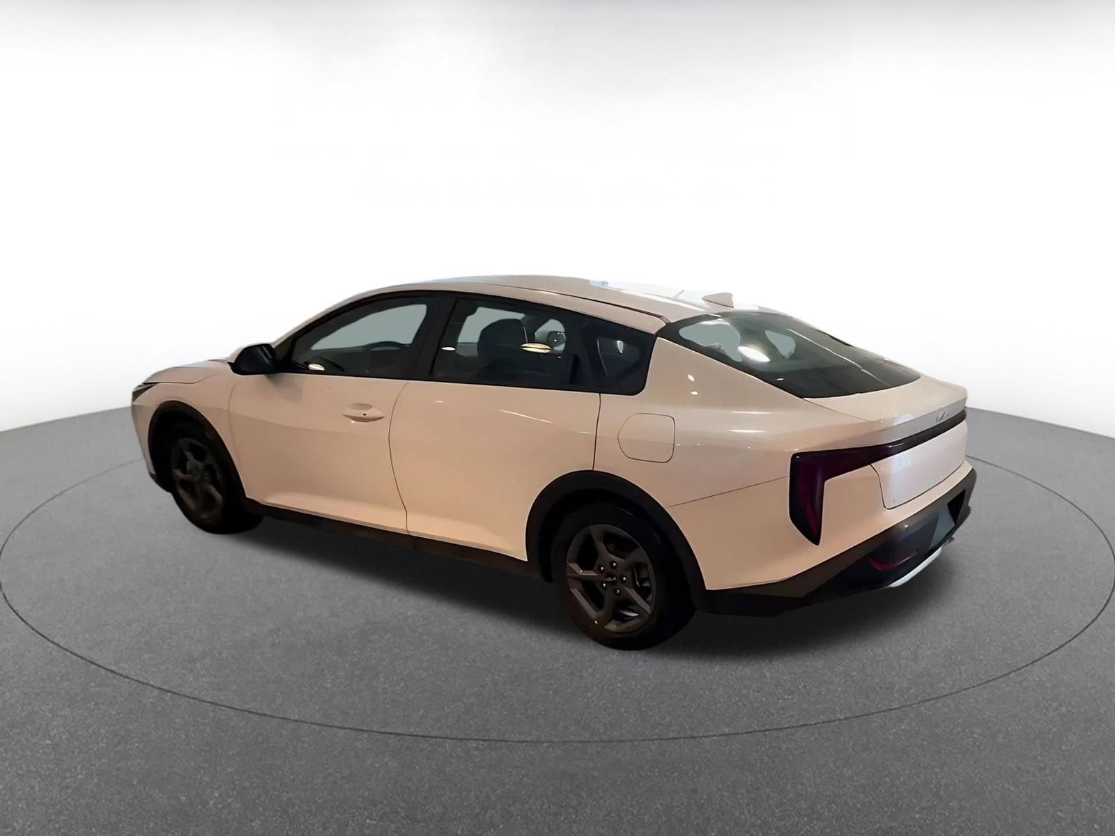 Thumbnail: 2025 Kia K4 - 9