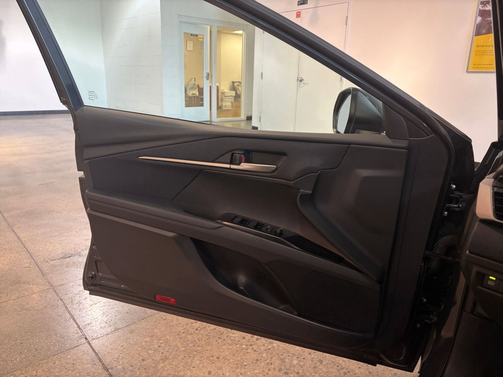 Thumbnail: 2025 Toyota Camry - 20