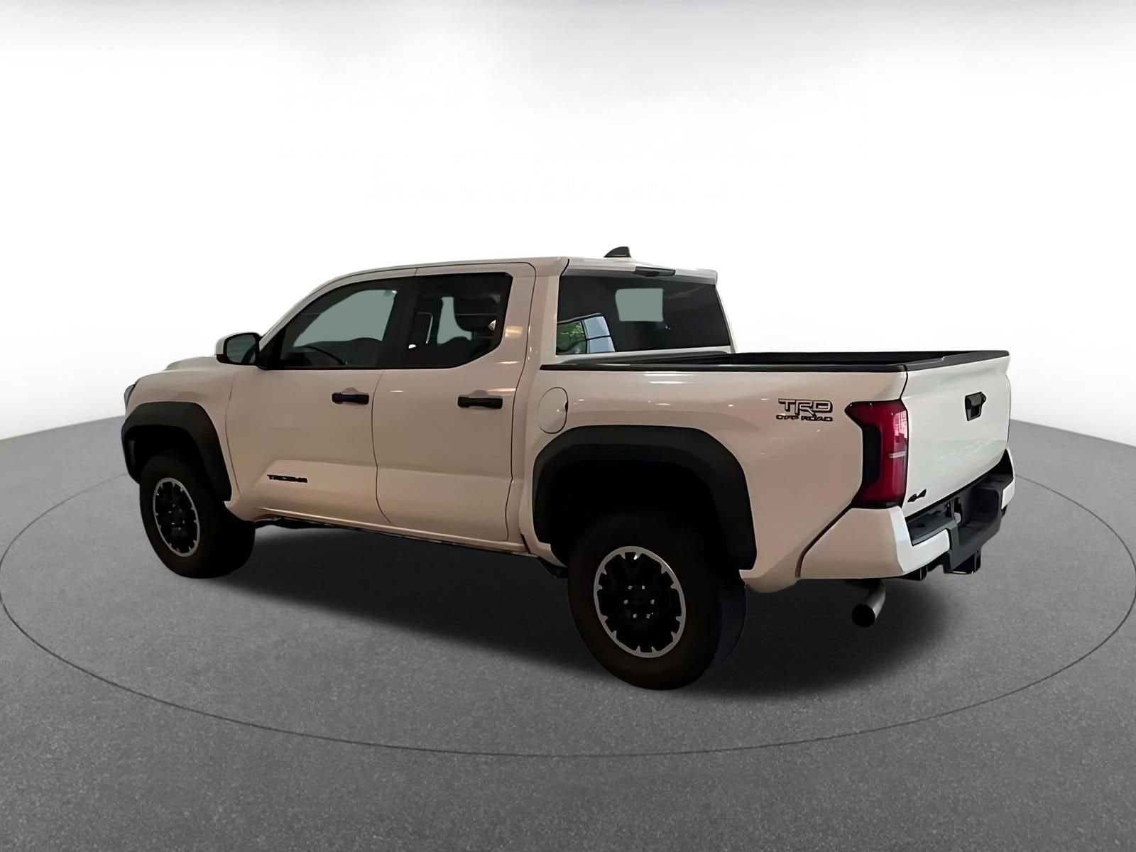 Thumbnail: 2025 Toyota Tacoma - 9