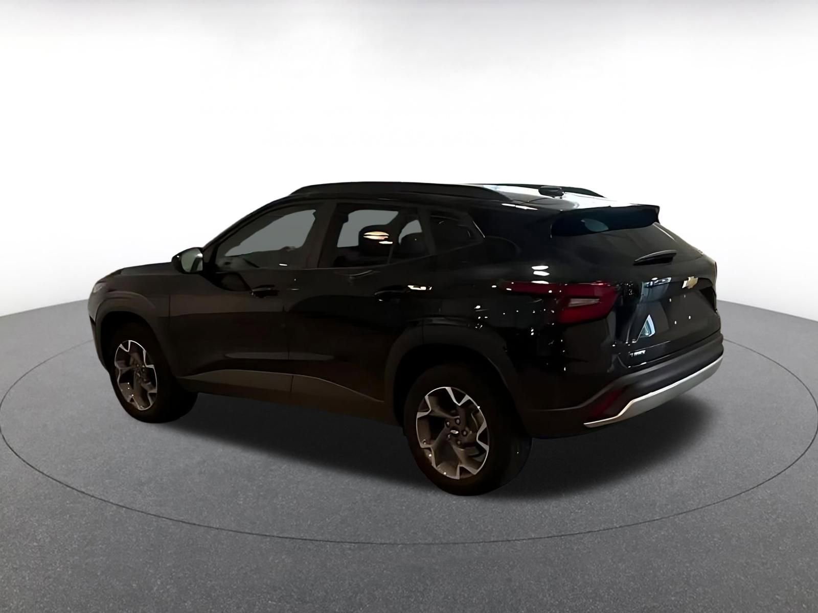 Thumbnail: 2025 Chevrolet Trax - 10