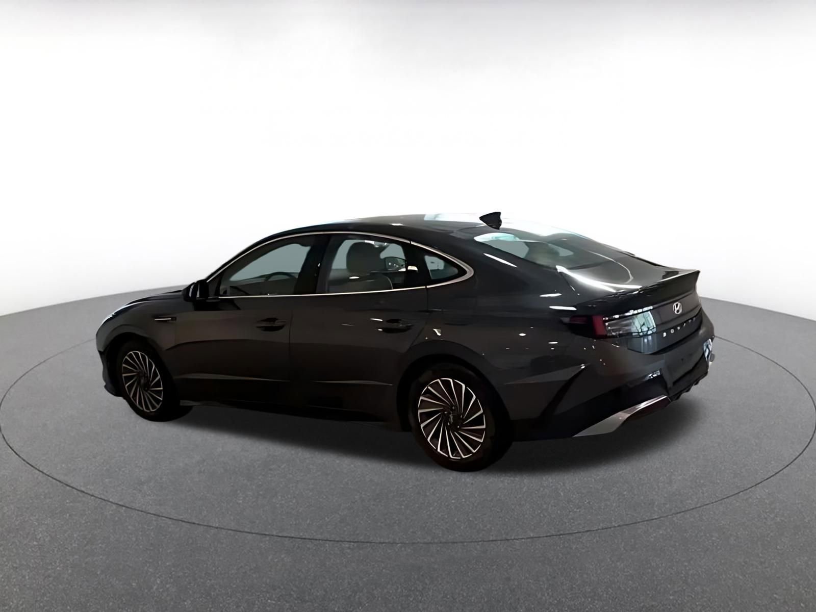 Thumbnail: 2025 Hyundai Sonata - 15