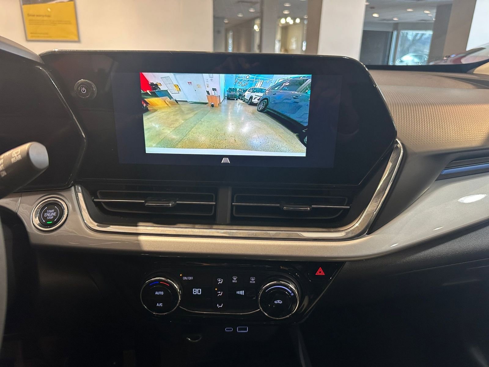 Thumbnail: 2025 Chevrolet Trax - 17