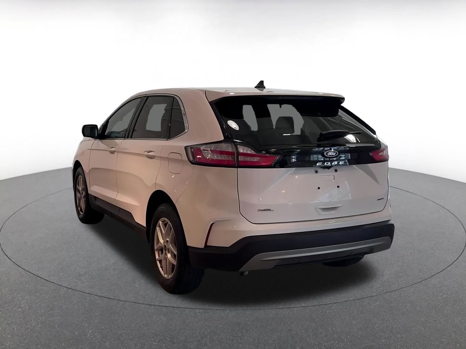 Thumbnail: 2024 Ford Edge - 11