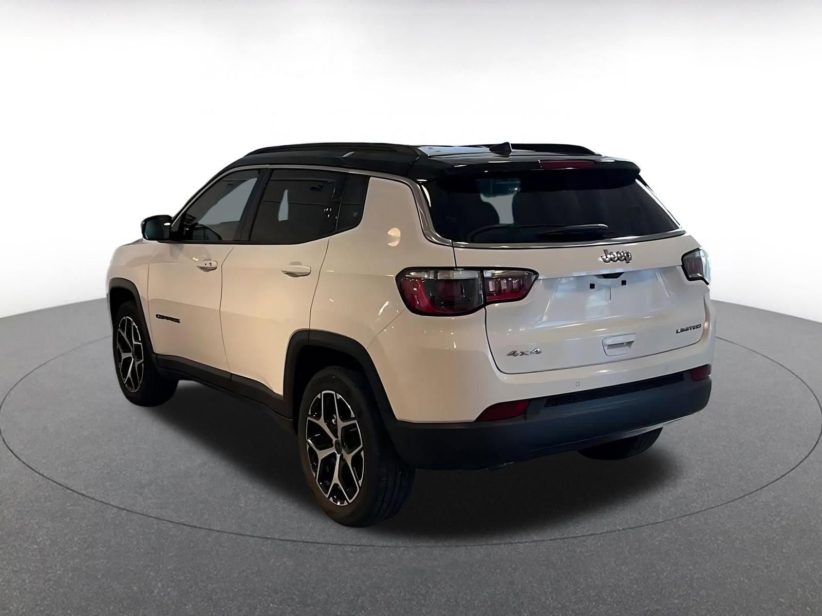 Thumbnail: 2025 Jeep Compass - 11