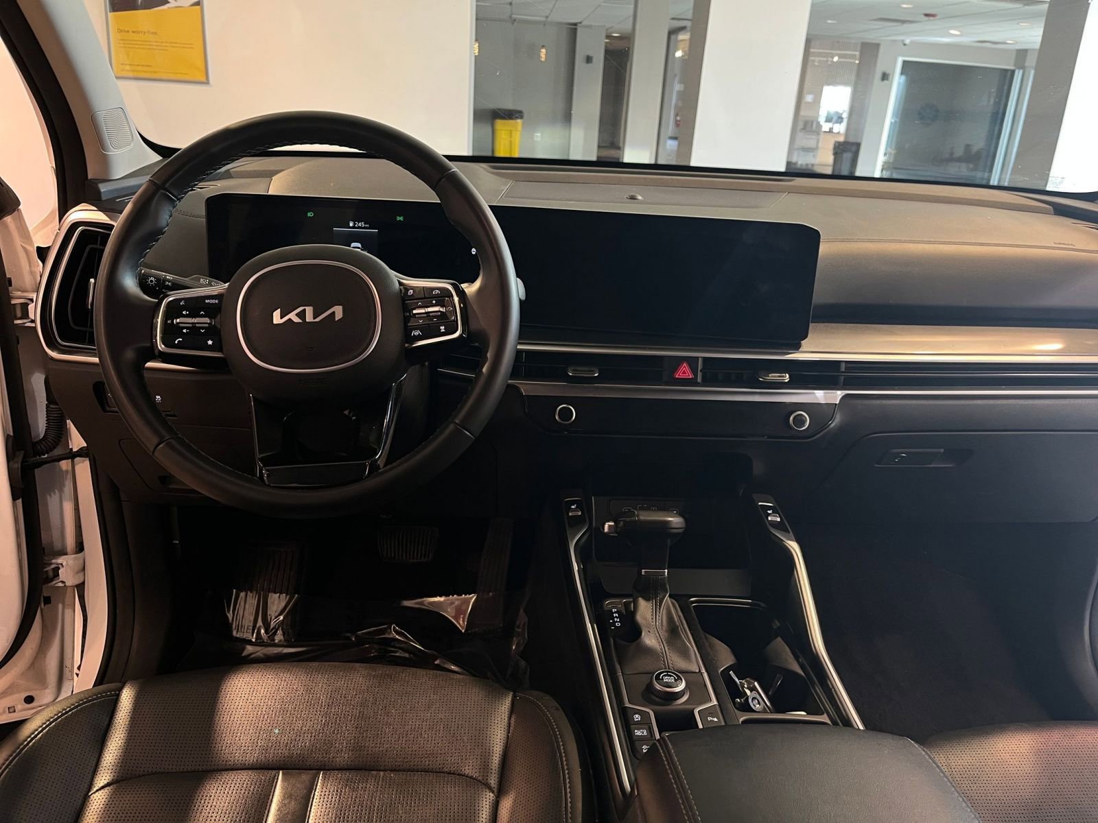 Thumbnail: 2024 Kia Sorento - 35