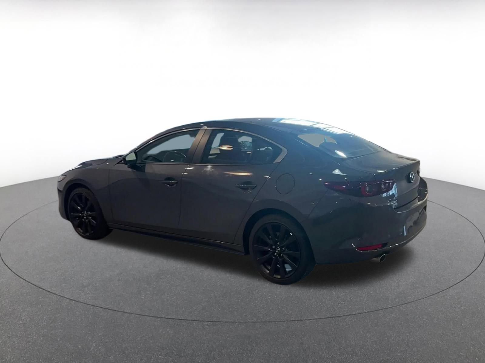 Thumbnail: 2025 Mazda Mazda3 - 10