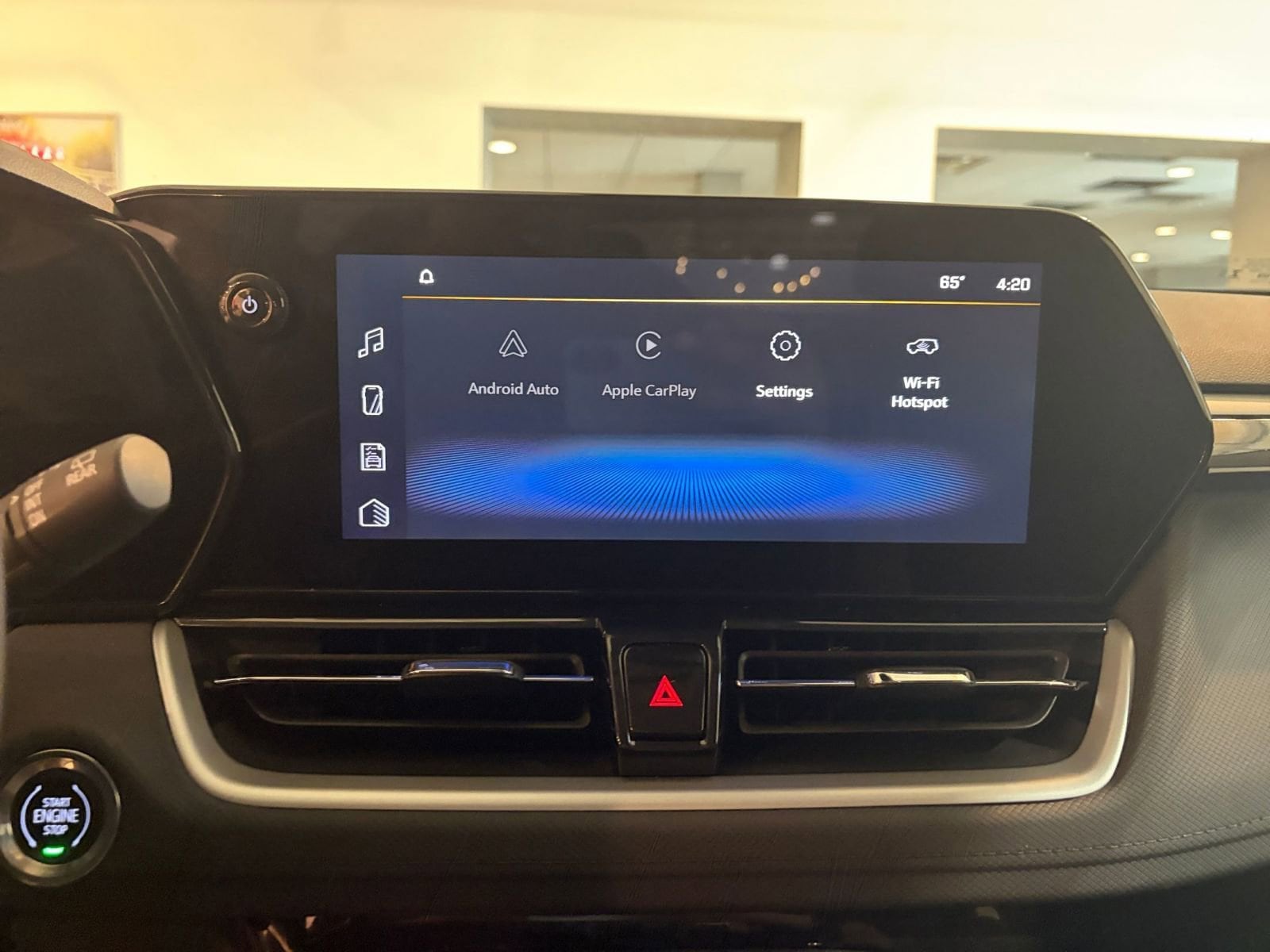 Thumbnail: 2025 Chevrolet TrailBlazer - 21