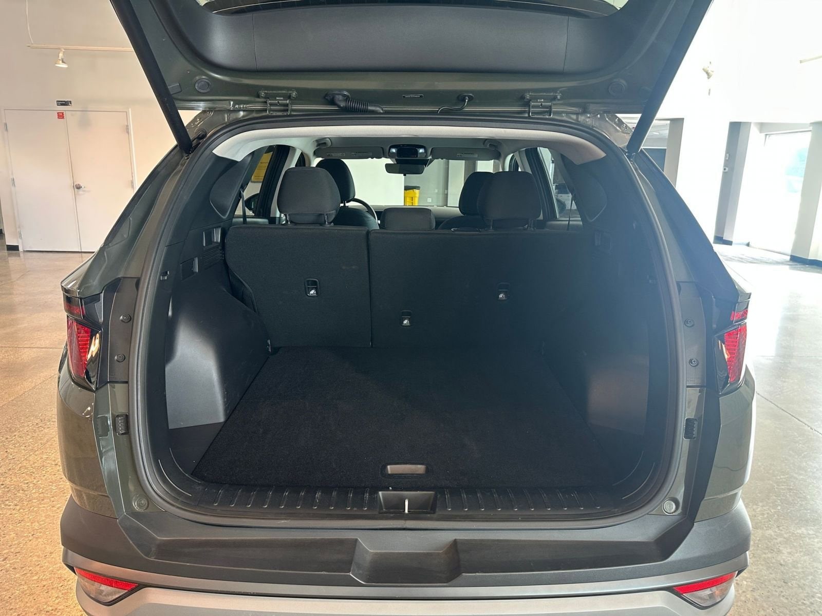 Thumbnail: 2025 Hyundai Tucson - 31