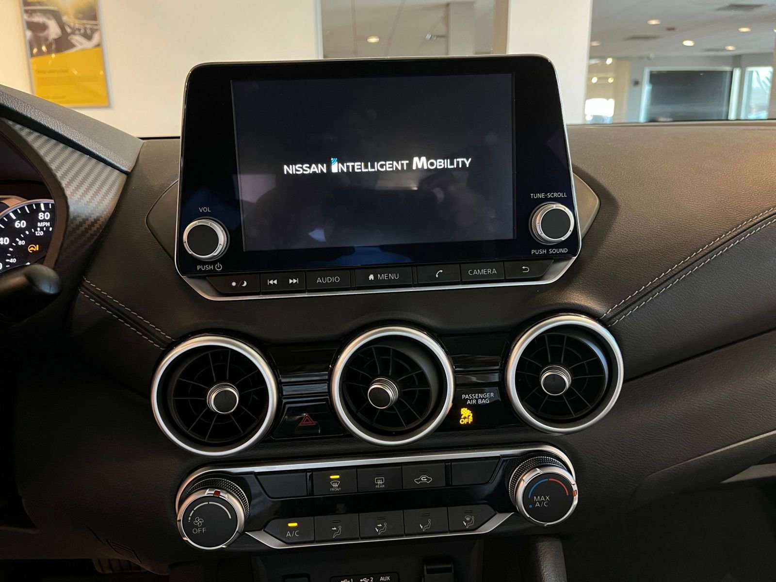 Thumbnail: 2025 Nissan Sentra - 17