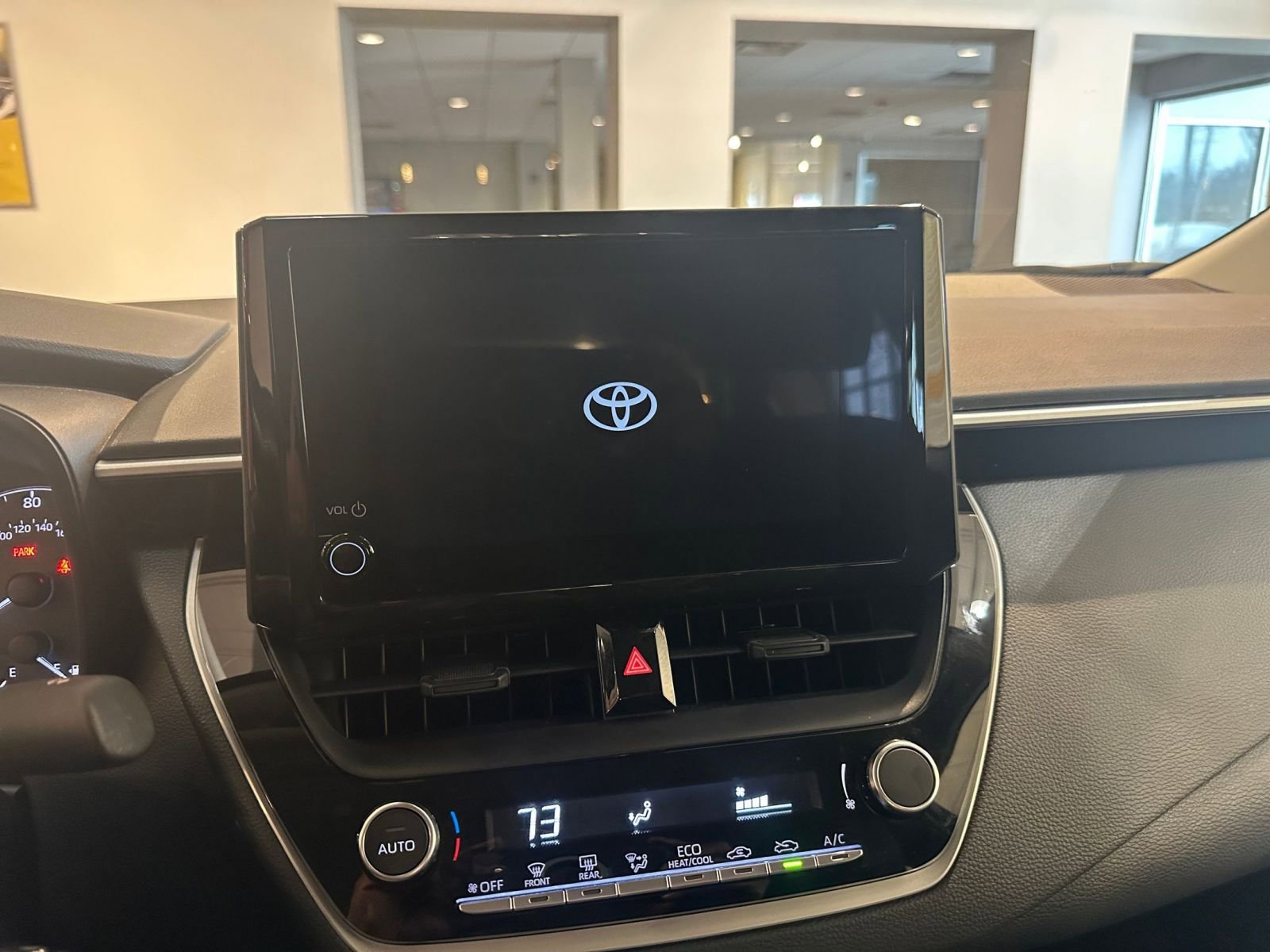 Thumbnail: 2025 Toyota Corolla - 21