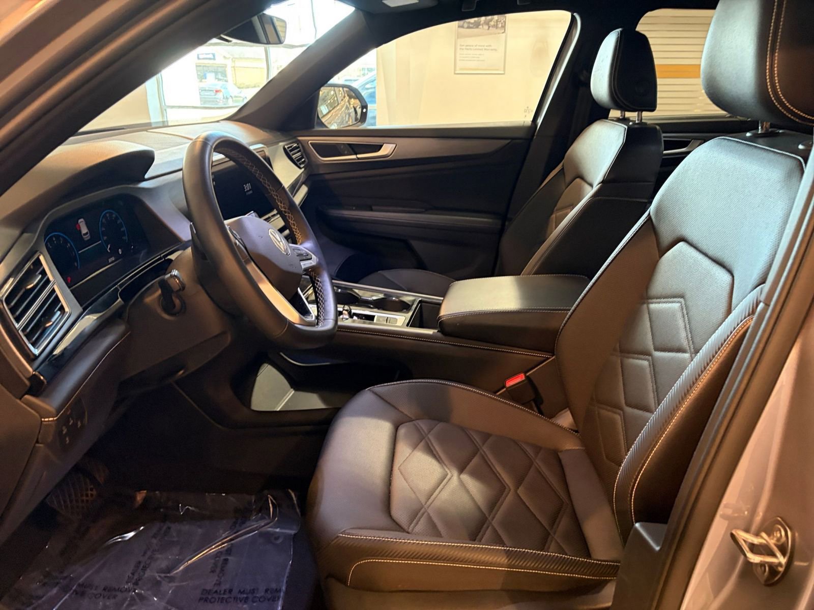 Thumbnail: 2025 Volkswagen Atlas - 28