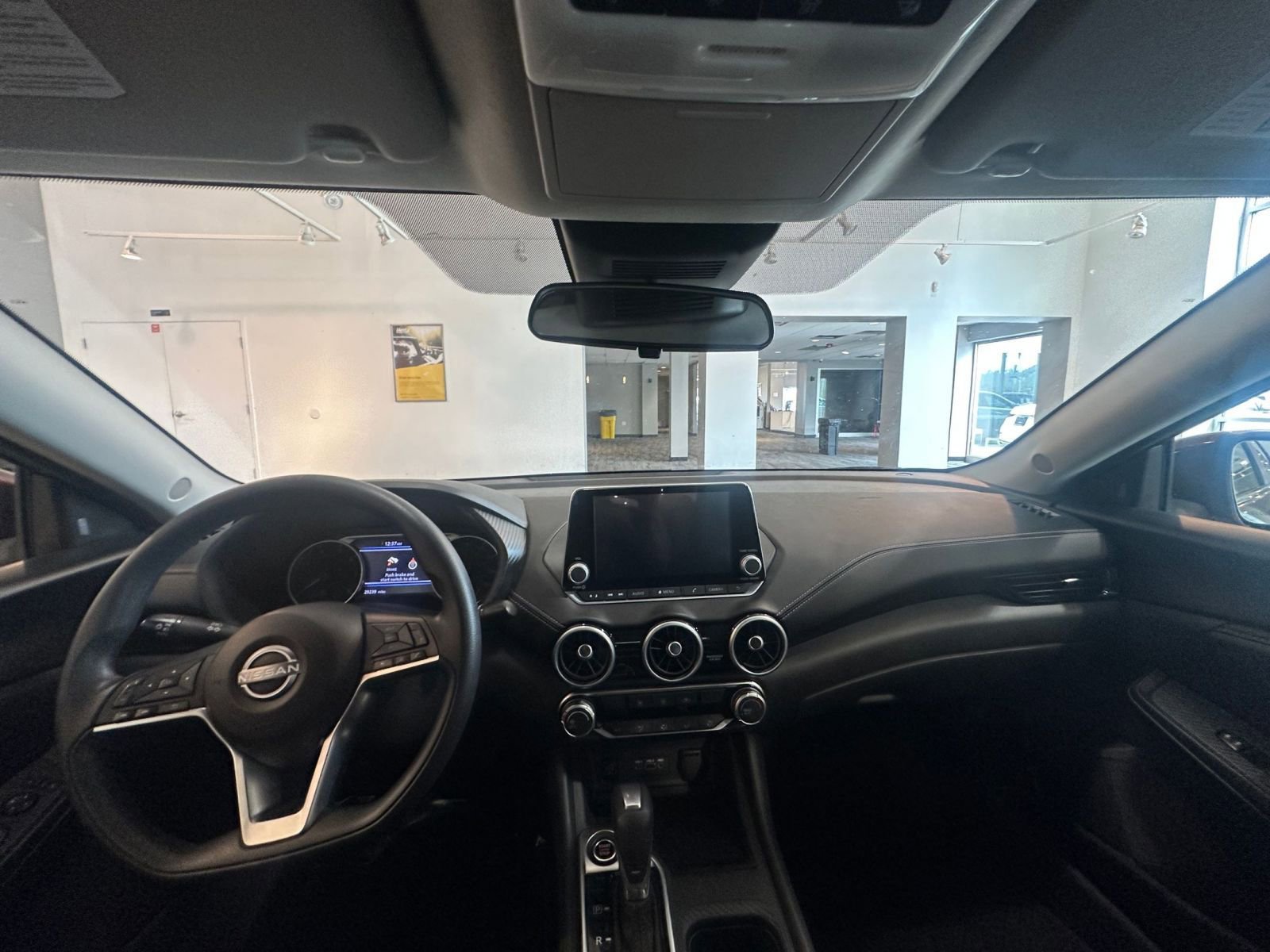 Thumbnail: 2024 Nissan Sentra - 32