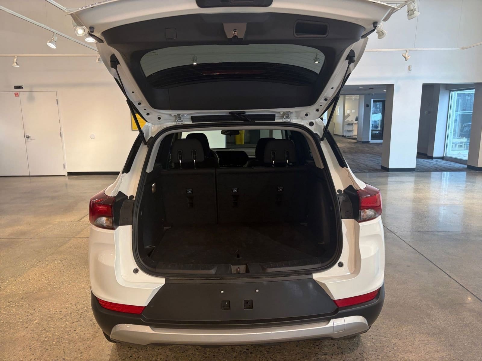 Thumbnail: 2025 Chevrolet TrailBlazer - 29