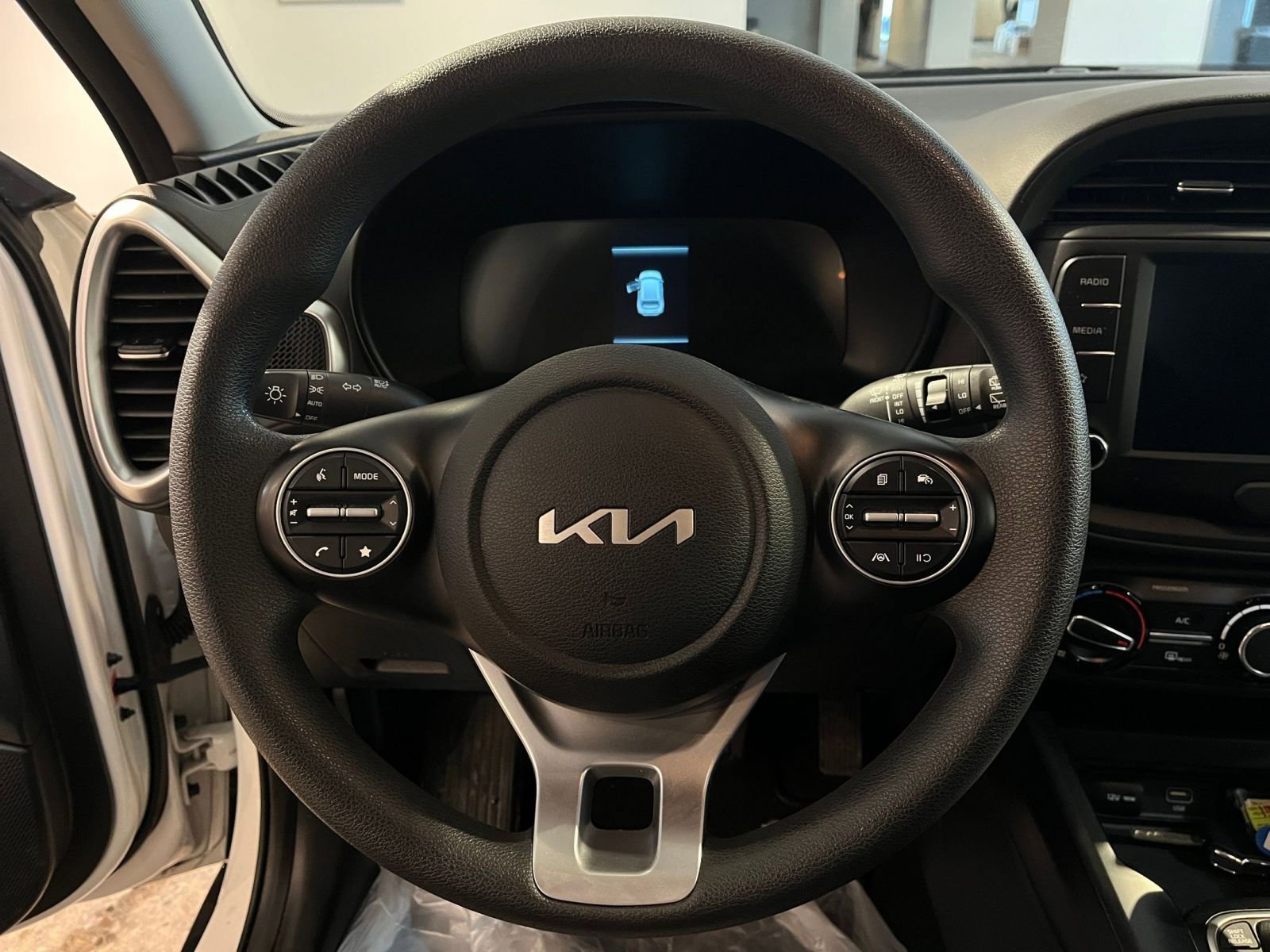 Thumbnail: 2025 Kia Soul - 28